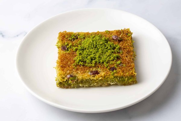 How to Prepare a Gourmet Octopus Carpaccio with Lemon and Olive Oil?